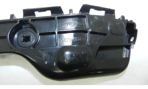 Guia Para-choque Traseiro Lado Direito Toyota Yaris 19/22
