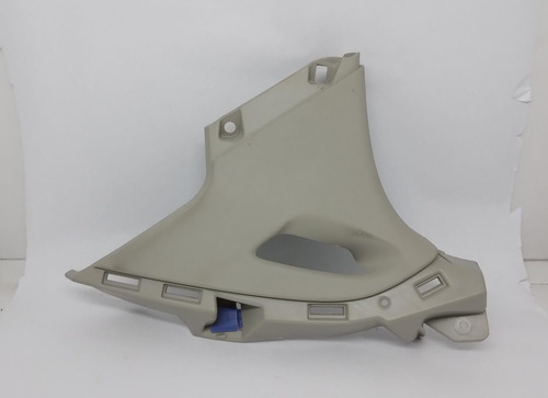 Moldura Cinto Traseiro Direito Gm Omega Cd 08/12 92190308
