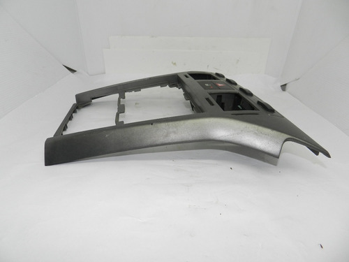 Moldura Painel Central Gm Vectra 2006 A 2011 93308529