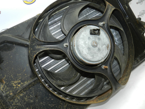 Radiador Água + Motor Ventoinha Escort Europeu 93/96 Detalhe