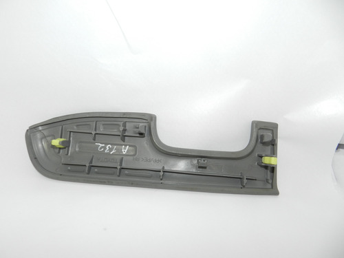 Moldura Puxador Dianteiro Direito Corolla 03/08 Com Detalhe