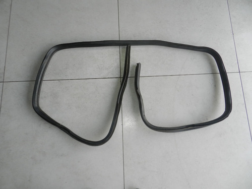 Borracha Traseira Porta Malas Fiat Palio Fire 1996 A 2006
