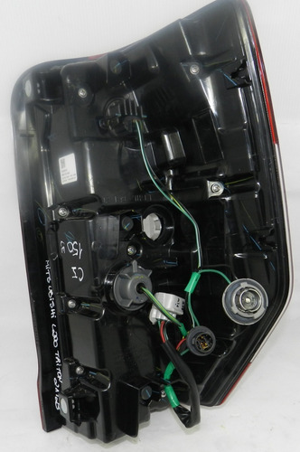 Lanterna Traseira Lado Esquerdo Mitsubishi L200 Triton 21/23