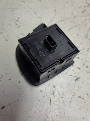 Botão Vidro Elétrico Esquerdo Fiat Doblo 2012 2013 2014 2015