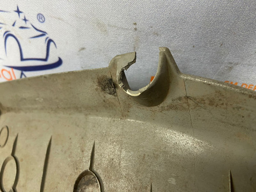 Moldura Acabamento Inferior Direito Vw Golf 18289 C16