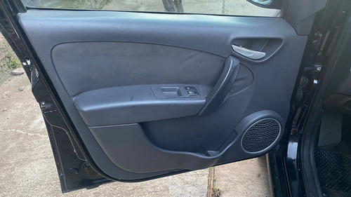 Fiat Grand Siena 1.4 88cvs Flex 2013 2014 Vendido Em Peças