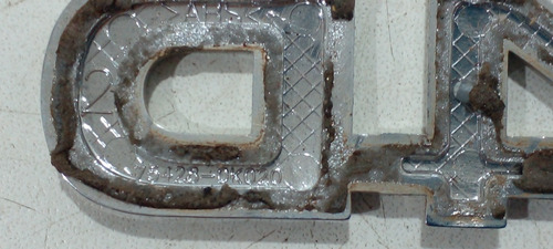 Emblema Porta Toyota Hilux 2005/15 754280k020 (r)