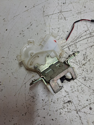 Fechadura Tampa Traseira Mitsubishi Outlander 2014 2015 2016