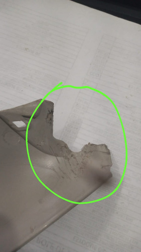 Moldura Tampa Traseira L.direito Peugeot 307 04/11 C/detalhe