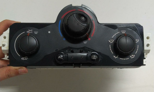 Comando Ar Condicionado Renault Megane 2008 69587001