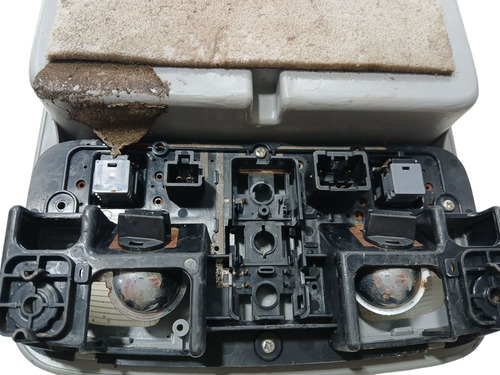 Luz De Teto Porta Óculos Hyundai Tucson 2010 (ap)