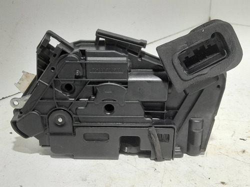 Fechadura Porta Dianteira Direita Vw Golf 2014 5k1837016d