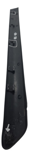 Friso Porta Traseira Le Renault Clio 1999 (al) Com Detalhe