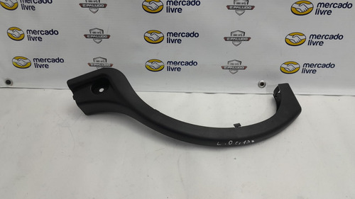 Moldura Direita Dobradiça Tampa C180k C200 C230 00/06 Detalh