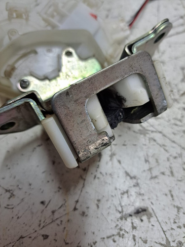 Fechadura Tampa Traseira Mitsubishi Outlander 2014 2015 2016