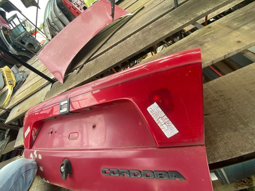 Par Sinaleiras Tampa Traseira Seat Cordoba 