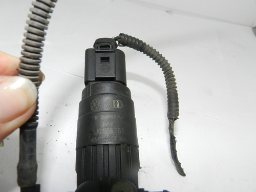 Bomba Água Limpador Parabrisa Vw Gol G5 Golf 1j6955651