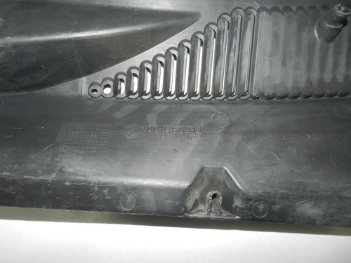 Grade Churrasqueira Direita Fiat Doblo 2005 A 2013 Detalhe