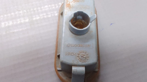 Pisca Paralama Vw Passat 1997 1998 A 2004    23965