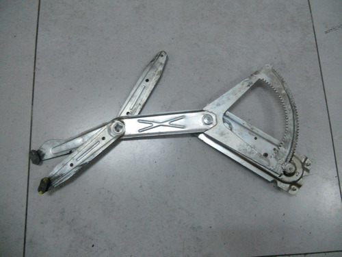 Maquina Vidro Manual Esquerda Gm Corsa 1994 A 1997 R3342