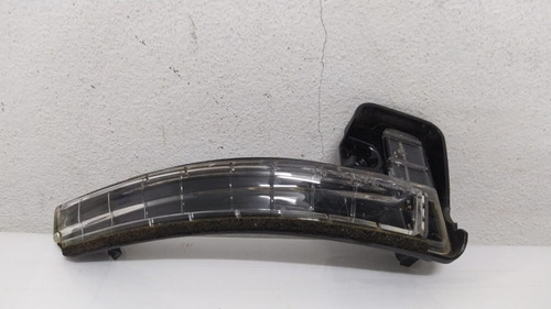 Lanterna Direita Do Pisca Alerta Retrovisor Fiat Toro