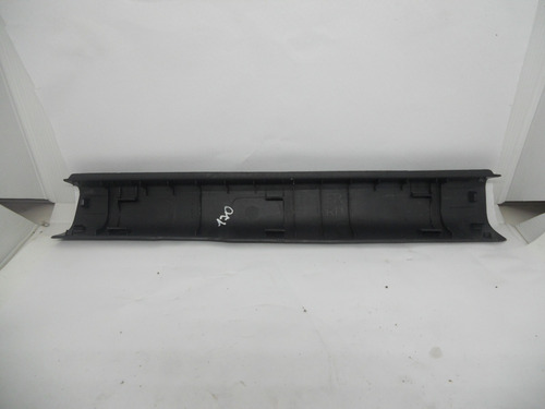 Soleira Dianteira Direita Nissan March 15 A 2019 769b49lh0a