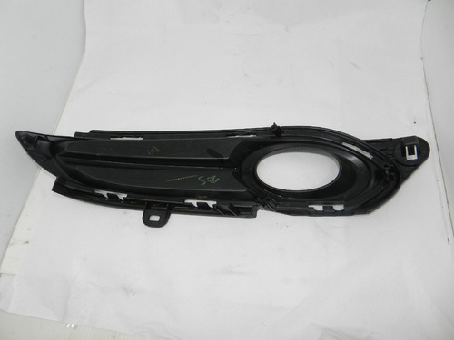 Moldura Grade Farol Milha Direito Honda Hrv 15/18 71105t7tm1