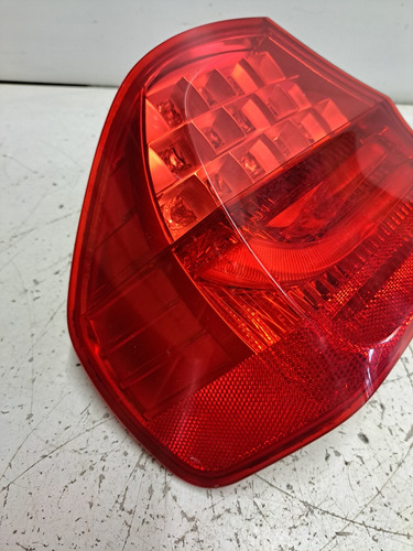 Lanterna Lado Esquerdo Bmw 320i 2010 