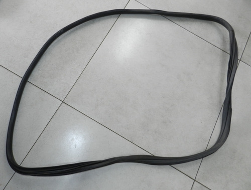 Borracha Porta Dianteira Esquerda Fiat Mobi Way 2018