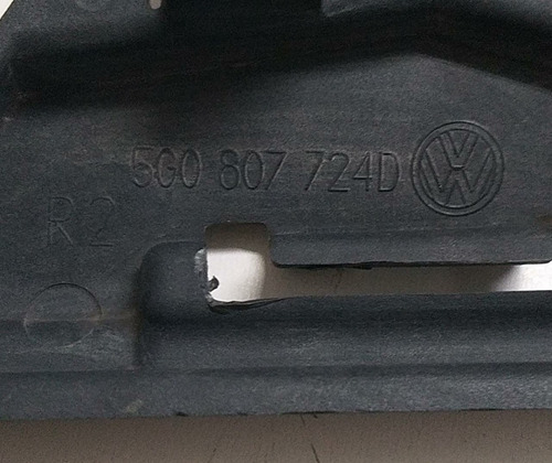 Guia Parachoque Dianteiro Direito Vw Golf Tsi 14 5g0807724d