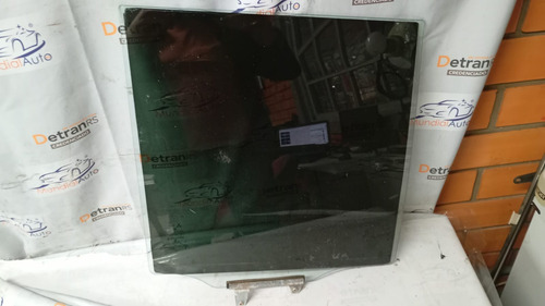 Vidro Porta Traseira Pajero Tr4 1999 / 2015 T Direita 25927