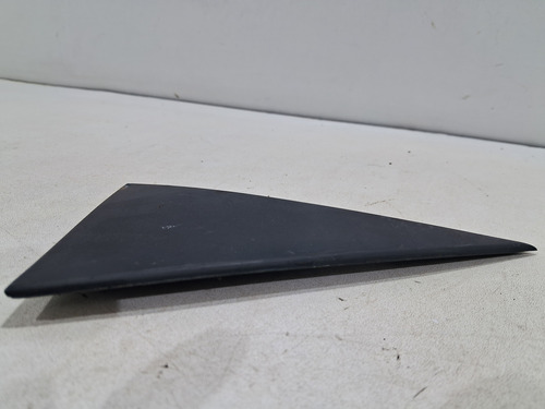 Acabamento Externo Traseiro Esquerdo Vectra 1997 Cxd12 (av)