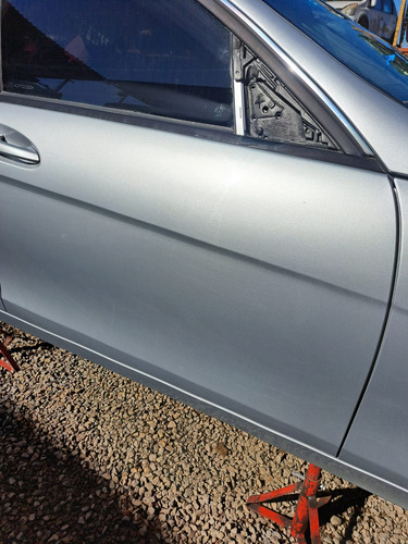 Porta Dianteira Direita Mercedes C180 C200 2012 2013 W204