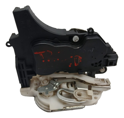 Fechadura Da Porta Traseira Direita Lancer Triton Outlander