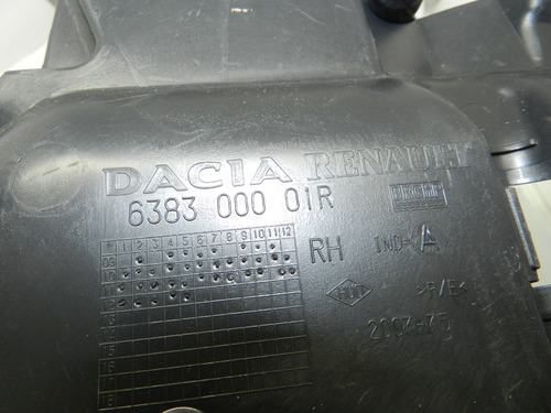 Acabamento Para-barro Dianteiro Direito Renault Duster 2012