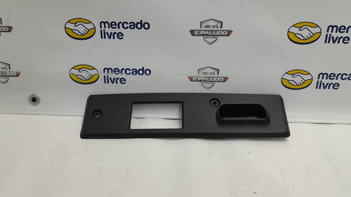 Acabamento Fechadura Tampa Traseira C180k C200 C230 01/07