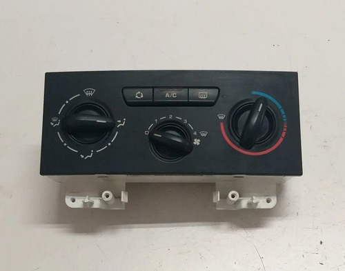 Comando Ar Condicionado Peugeot 307 Citroen C4 L6192 2025043