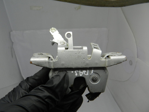 Fechadura Tampa Traseira Vw Gol G2 G3 94/05 377827505