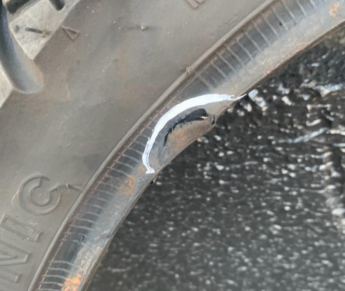Pneu Dianteiro Cg Titan Ks, 125,150,160, C/detalhe