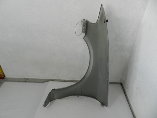 Para-lama Lado Direito Prata Gm Vectra 1996 A 2005