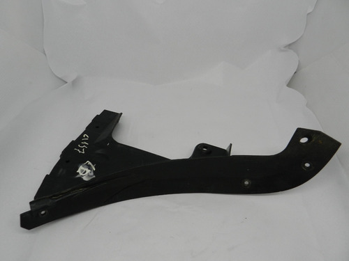 Guia Para-choque Traseiro Direito Audi A3 97/06 C/ Detalhe