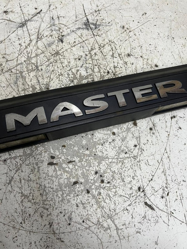 Moldura Lanterna Luz Placa Renault Master 2017 2018 Original