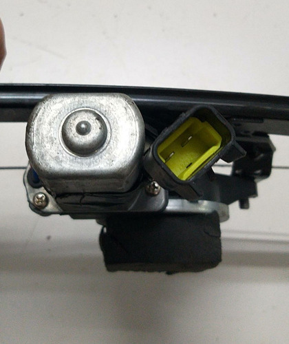 Maquina Vidro Eletrica Dianteira Direita Grand Siena 12/2021