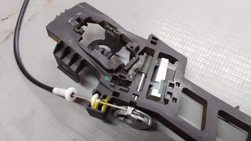 Suporte Maçaneta Dianteira Esquerda Ford Ka    24081