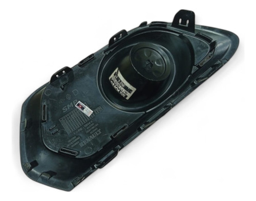 Grade Farol De Milha Direito Renault Sandero 2015 A 2019