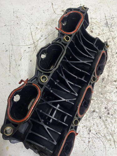 Suporte Coletor Admissão Hyundai Santa Fé 3.3 V6 16 - 8517 K
