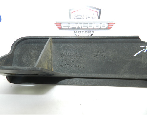 Acabamento Moldura Tampa Traseira Vw Parati Saveiro Detalhe