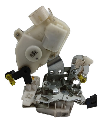 Fechadura Porta Traseira Esquerda Toyota Etios 2013 A 2021