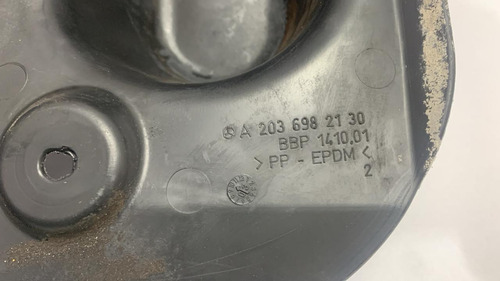 Tampa Para-barro Traseiro Direito C180k C200k W203 00/06