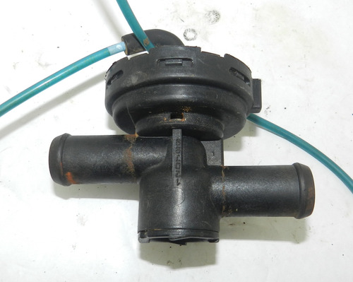 Valvula Ar Quente Gm Corsa Vectra 97/05 90566947 / 90566948
